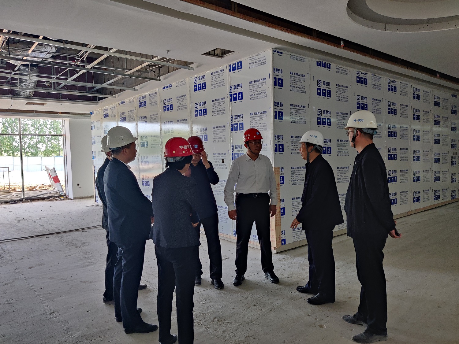 【要闻】市重大项目指挥部领导到我院新院区实地调研项目进度情况