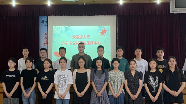 医院新入职护理人员完成岗前培训 医院新入职护理人员完成岗前培训