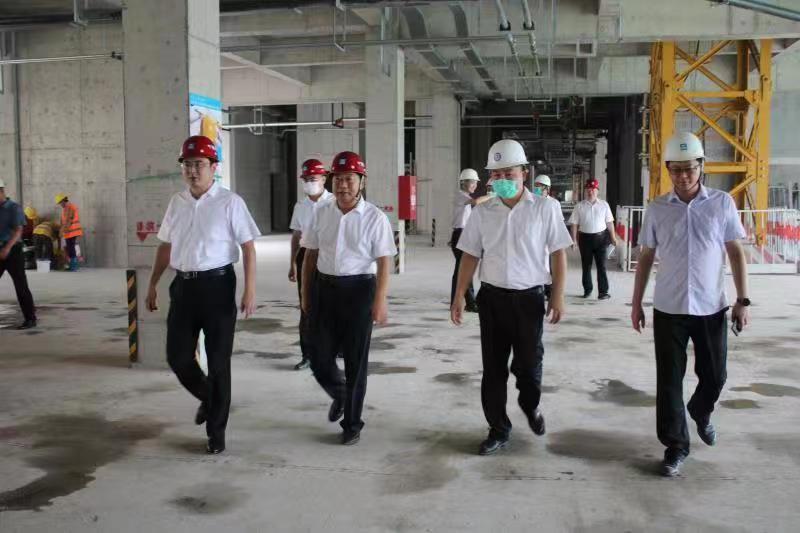 济宁市公共卫生医疗中心与济宁市第一人民医院举行紧密型城市医联体签约暨揭牌仪式