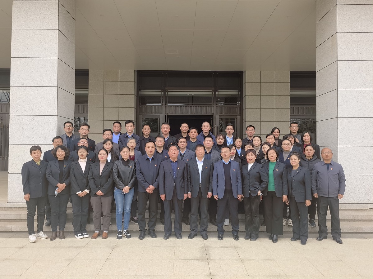 济宁市公共卫生医疗中心开展 “清廉卫健·清风护航”警示教育活动