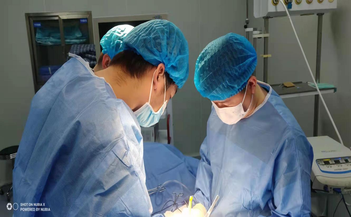 点赞！我院外科成功完成第一例肝硬化病人 合并腹股沟疝无张力修补术