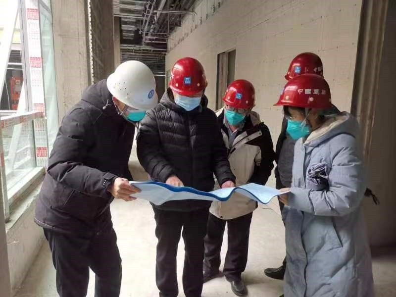 上海市公共卫生临床中心宋言峥教授来我院指导工作