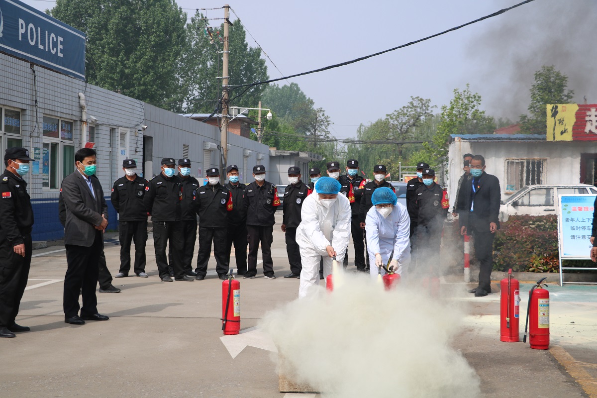 济宁市公共卫生医疗中心举行消防培训及灭火演练