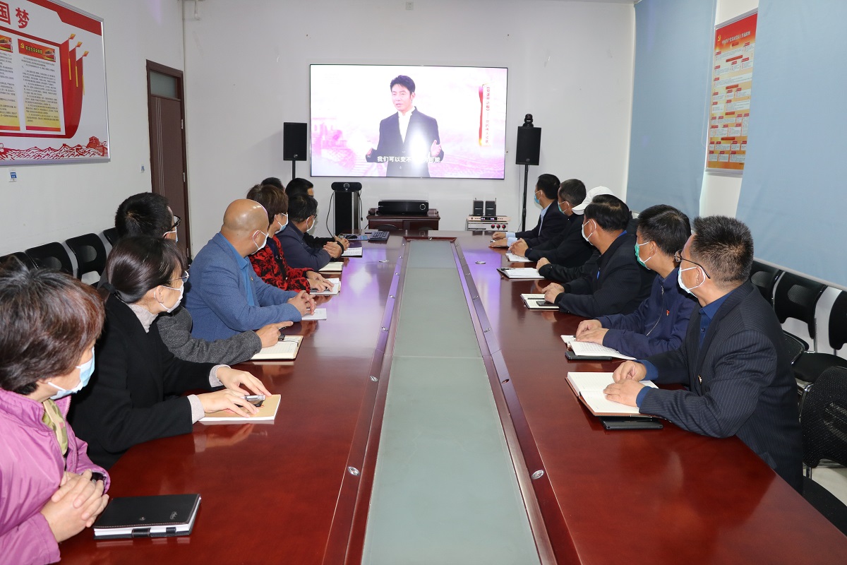 济宁市公共卫生医疗中心组织多形式收看《党课开讲啦—“党的伟大成就”》