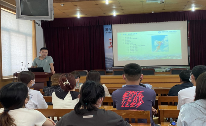 医院新入职护理人员完成岗前培训 医院新入职护理人员完成岗前培训